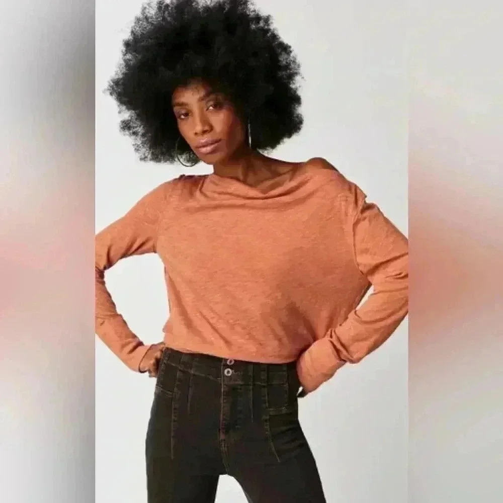 NWT we the free Kimmi long sleeve top by Free‎ People size small